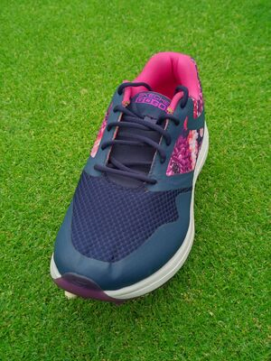 Zapatos de golf para mujer Skechers GO GOLF Max  tropics azul marino multi Talla 6.5