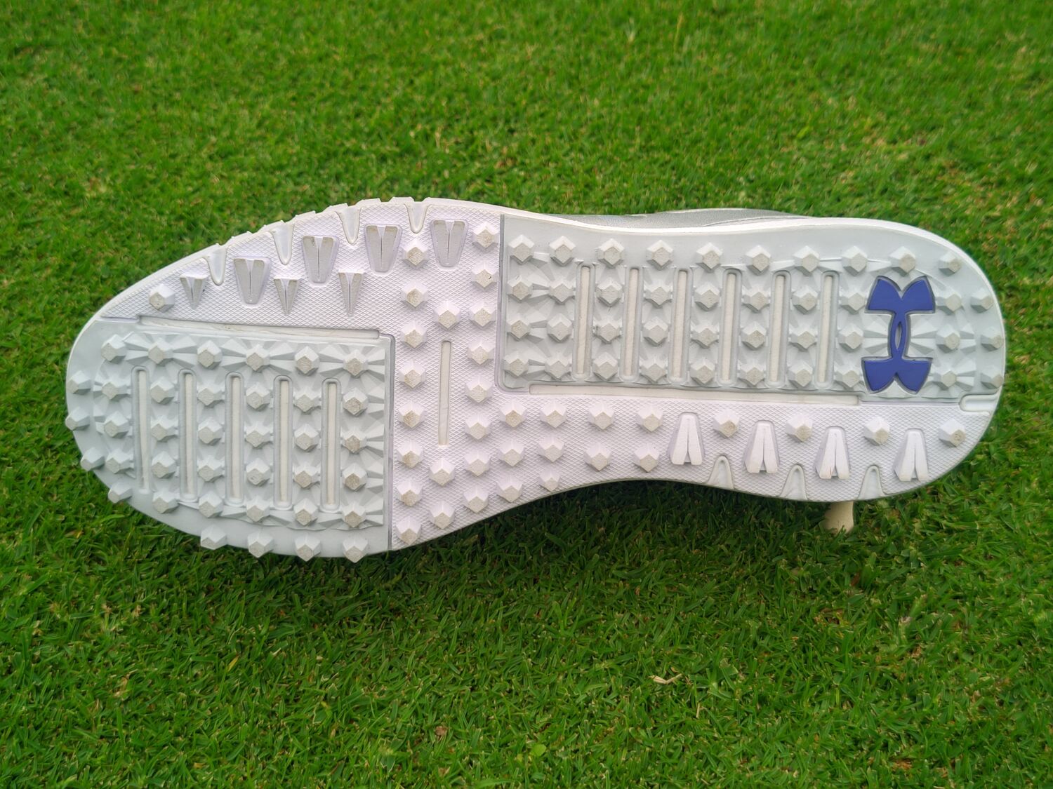 Under Armour Under Armour Charged Breathe Spikeless Womens Golf Shoes 7